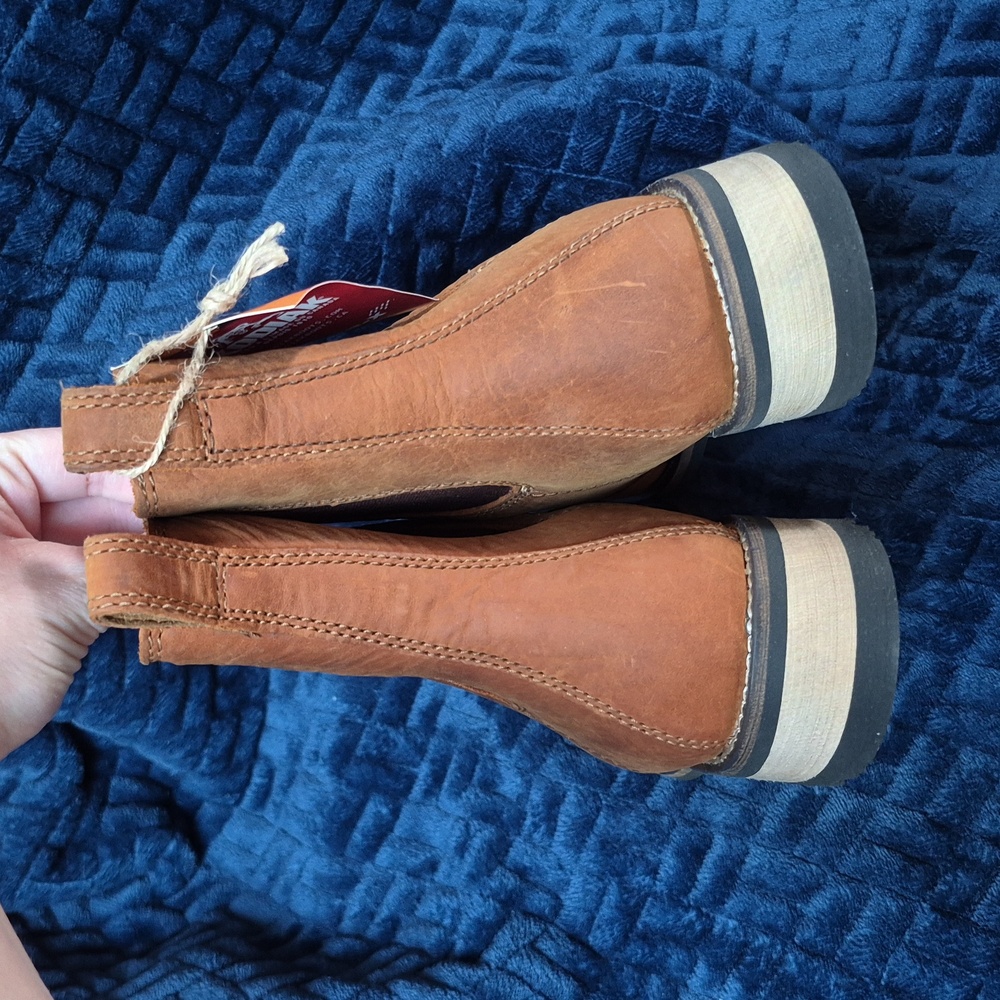 Kodiak Alma Leather Chelsea Boots Size 8, New With Tags! - Picture 7 of 16